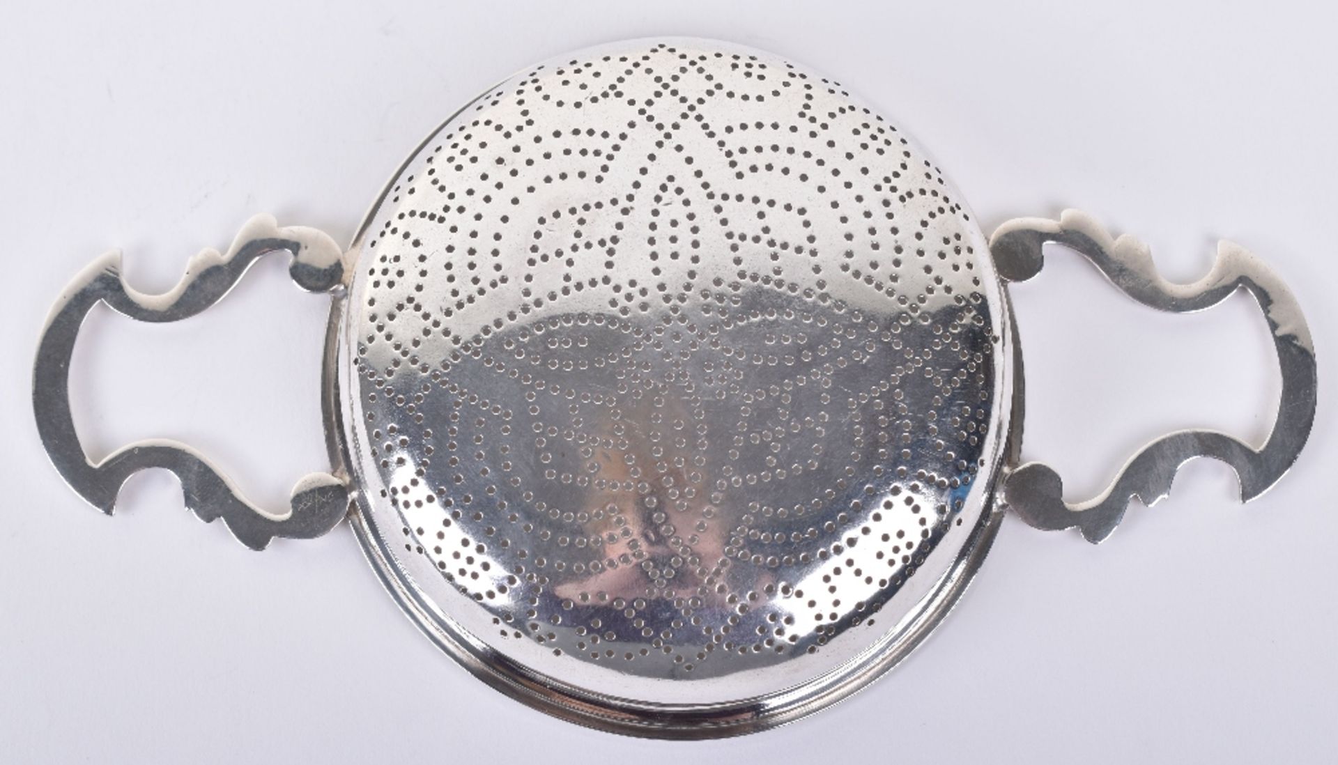 A George II silver lemon strainer, by William Bond, London 1756 - Image 4 of 5