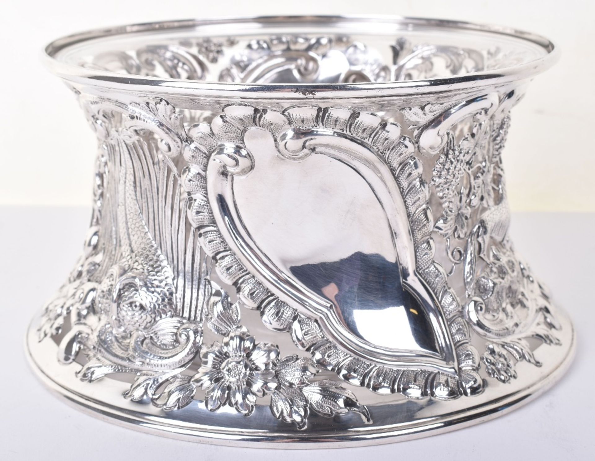 An early 20th century Irish style silver dish ring, by George Nathan & Ridley Hayes, Chester 1908 - Image 5 of 6