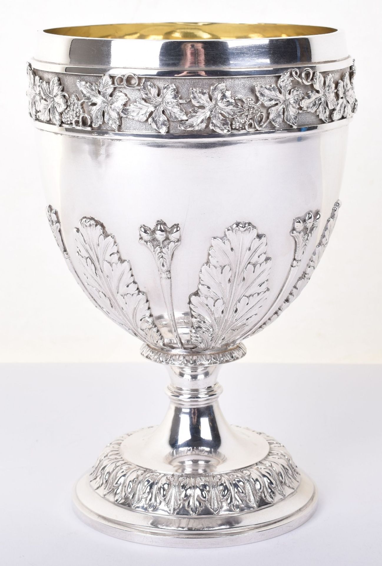 An early 20th century large silver goblet, by William Comyns & Sons, London 1930 - Image 7 of 7