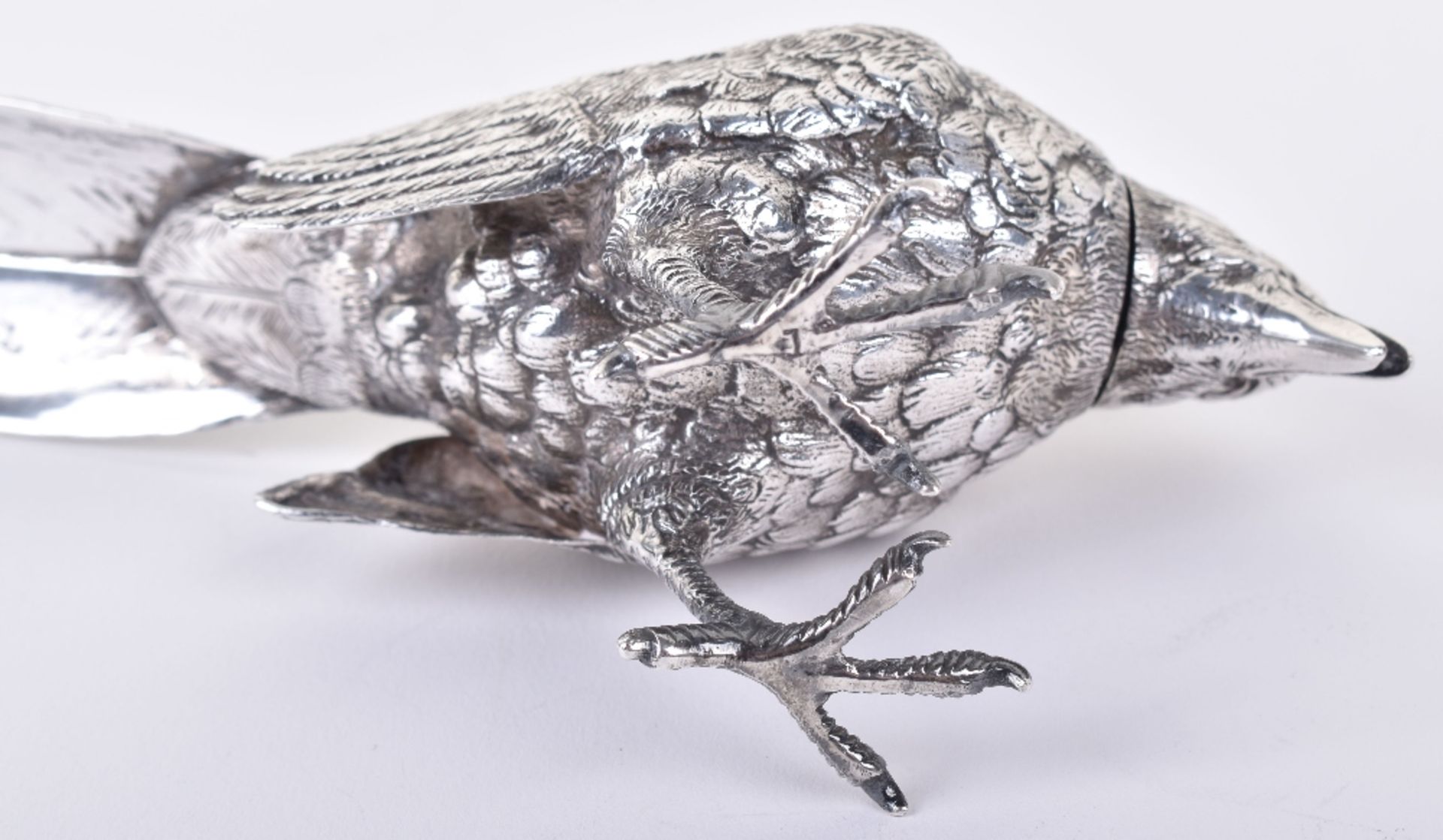 A silver magpie pepperette/spice pot, 1975 - Image 4 of 6