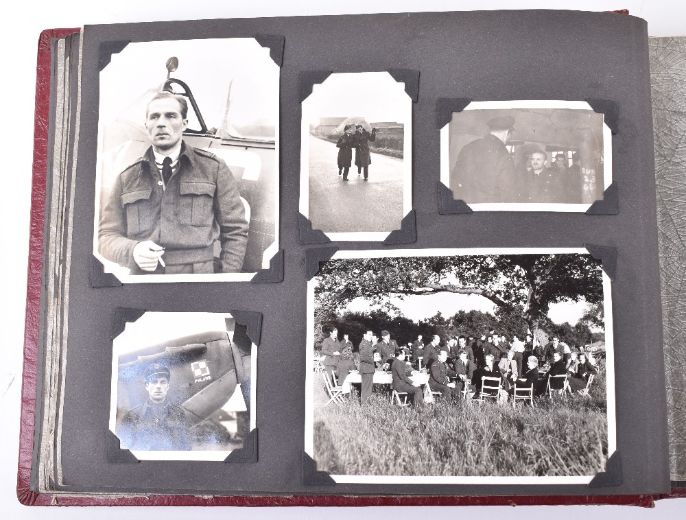 Outstanding WW2 Polish Fighter Pilots Photograph Album Grouping of Flight Lieutenant Antoni Lipkowsk - Image 4 of 42