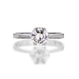 Solitaire ring in white gold and diamond