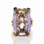 Ring in gold pink and purple quartz