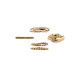 Lot of five rings in yellow gold, low-title gold and diamonds
