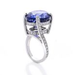 High ring in white gold, diamonds and tanzanite