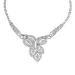 Collier in white gold and diamonds