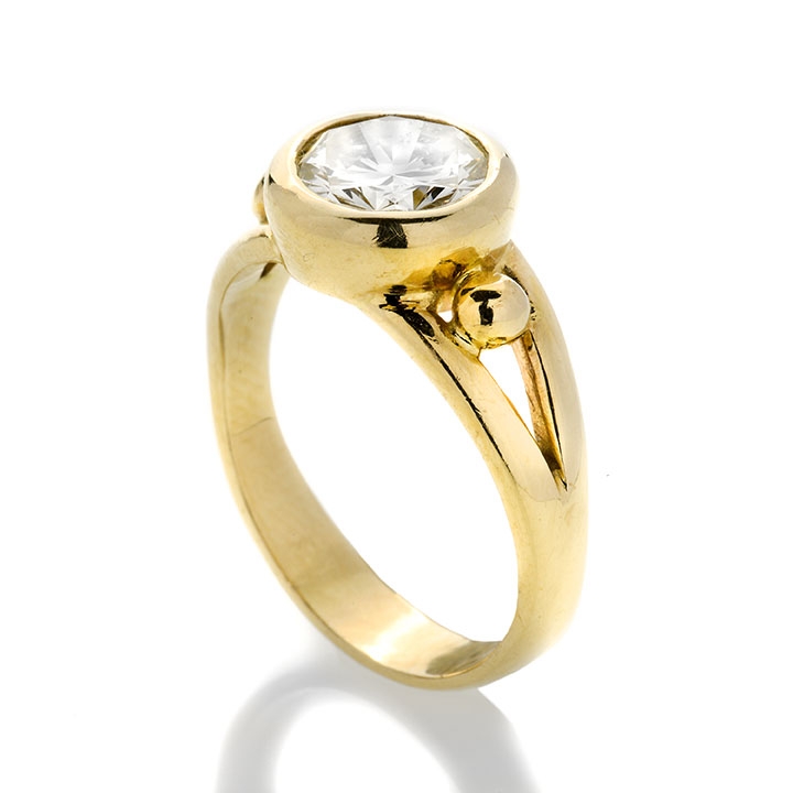 Solitaire ring in yellow gold and diamond - Image 2 of 3