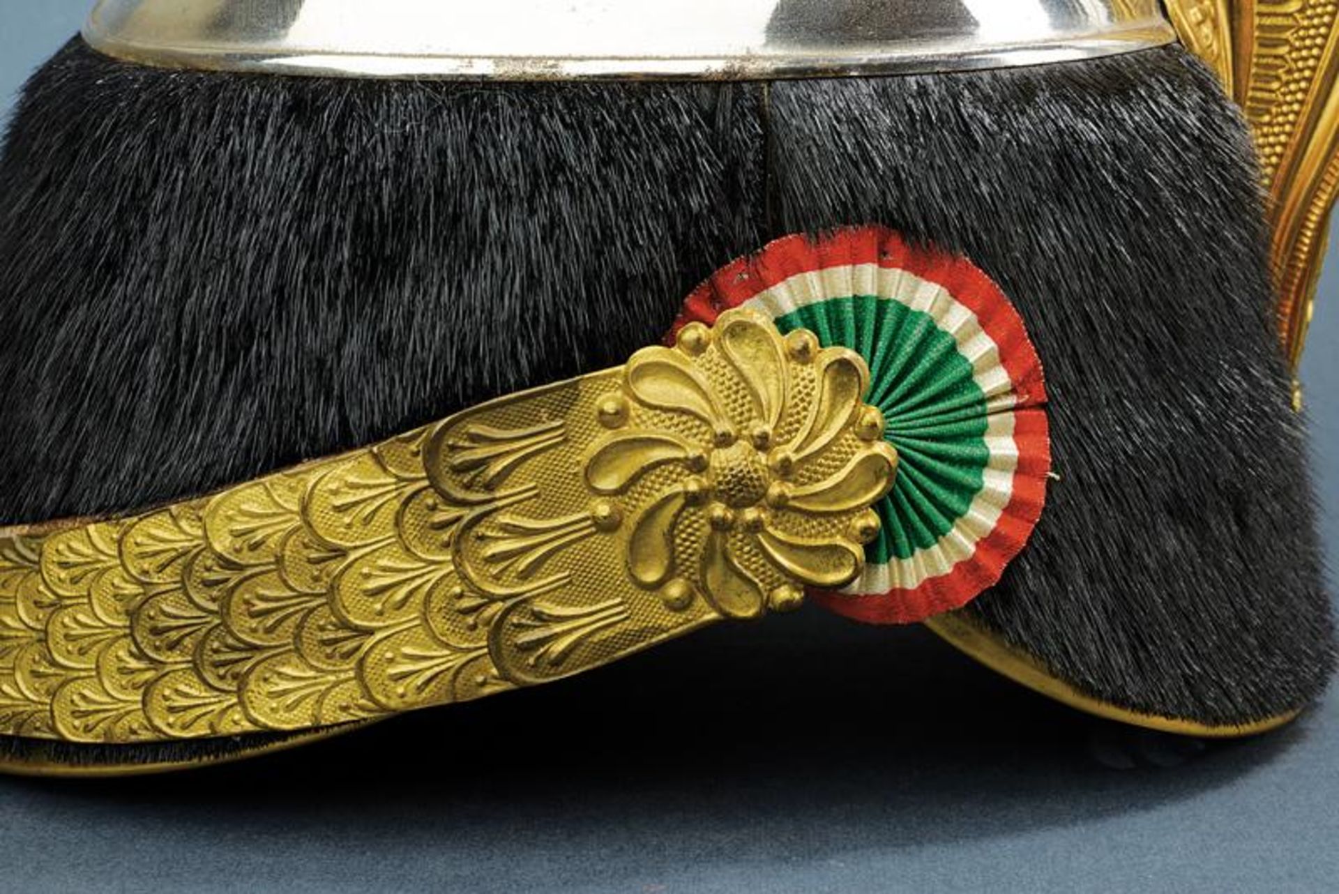 An officer's helmet of the first Nizza Cavalleria Regiment - Bild 2 aus 5