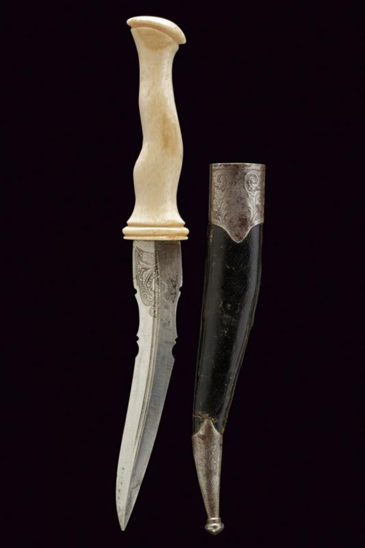 An oriental style dagger - Bild 3 aus 3