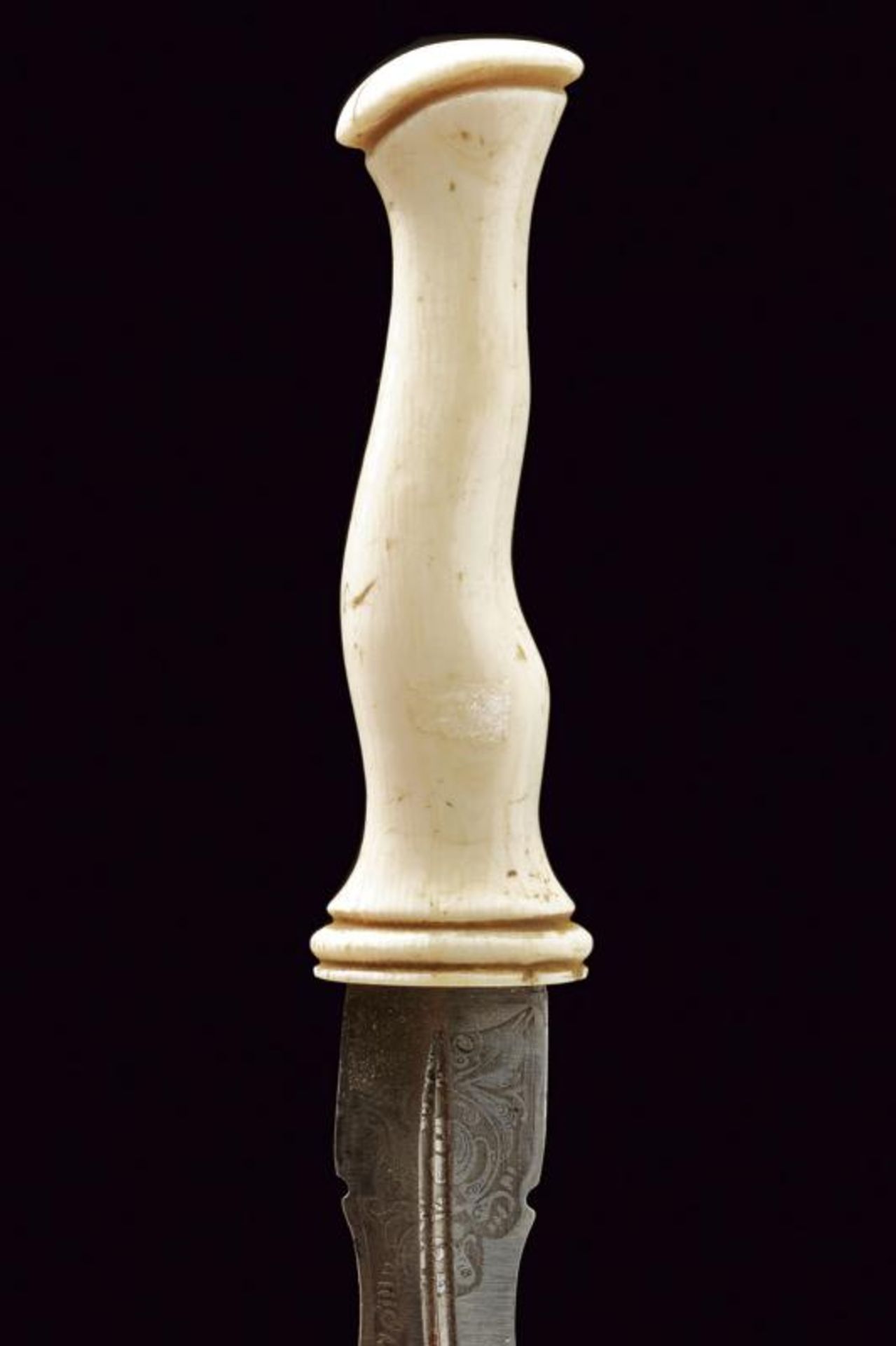 An oriental style dagger - Bild 2 aus 3