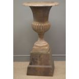 Cast iron urn on staggered plinth, H110cm Condition Report <a href='//www.