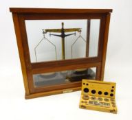 Reynolds & Branson Balance scales in case with weights,