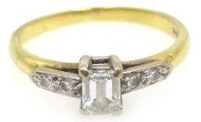 Baguette and round diamond 18ct gold ring hallmarked Condition Report 2gm<a