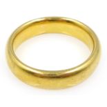 22ct gold wedding band, London 1920, approx 8.3gm Condition Report Size K-L.