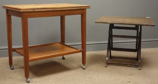 Mid 20th century folding and collapsible oak folding card/coffee table,