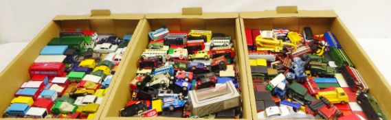 Large quantity of unboxed die-cast models by Corgi, Lledo, Days Gone, Matchbox, Britains, EFE,