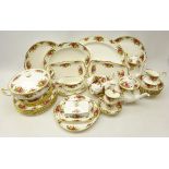 Royal Albert Old Country Roses tea and dinner service for six persons and a pet bowl