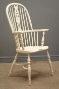 Late 19th century ash and elm double bow back Windsor chair, pierced splat,