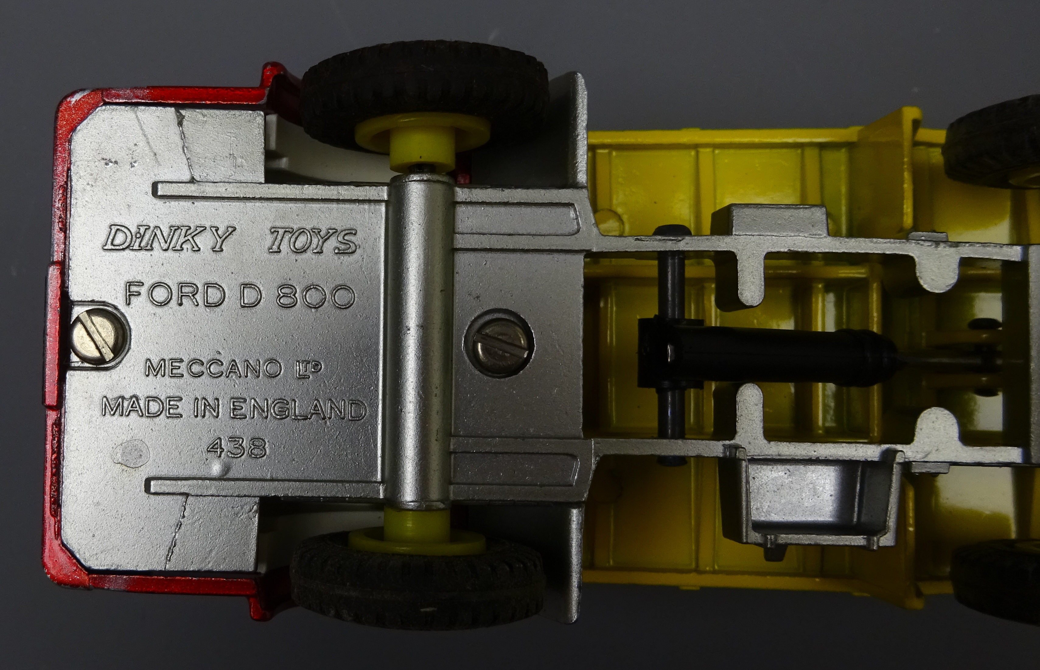Dinky Ford D800 Tipper Truck, - Image 2 of 2