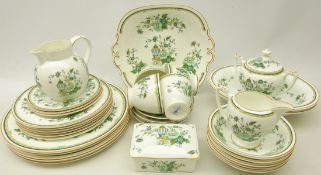 Crown Staffordshire 'Kowloon' pattern part dinner and tea ware