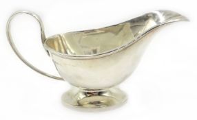 Silver gravy boat by Horace Woodward & Co Birmingham 1919 6.