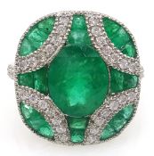 18ct white gold (tested) Art Deco style emerald and diamond ring