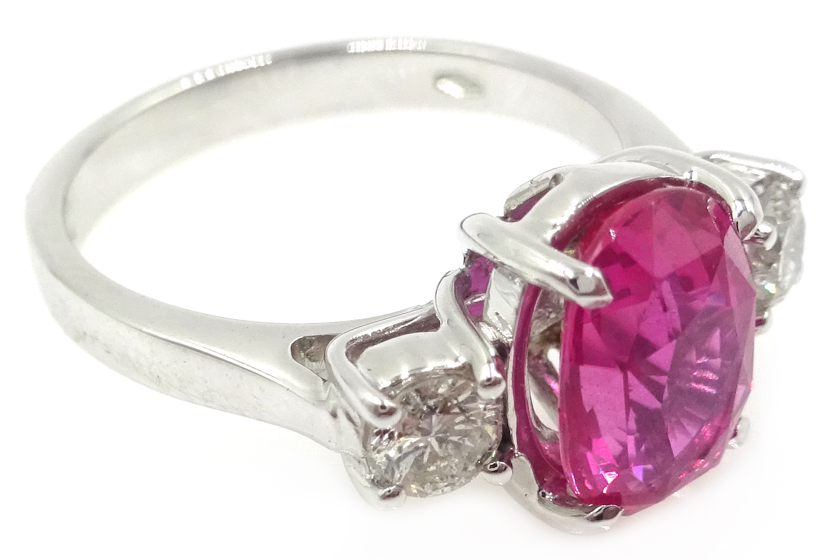 18ct white gold oval pink sapphire and diamond three stone ring, hallmarked, sapphire 2. - Image 2 of 5