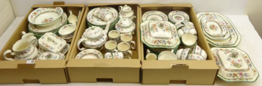 Comprehensive Copeland Spode and later matched service in the 'Chinese Rose' pattern comprising