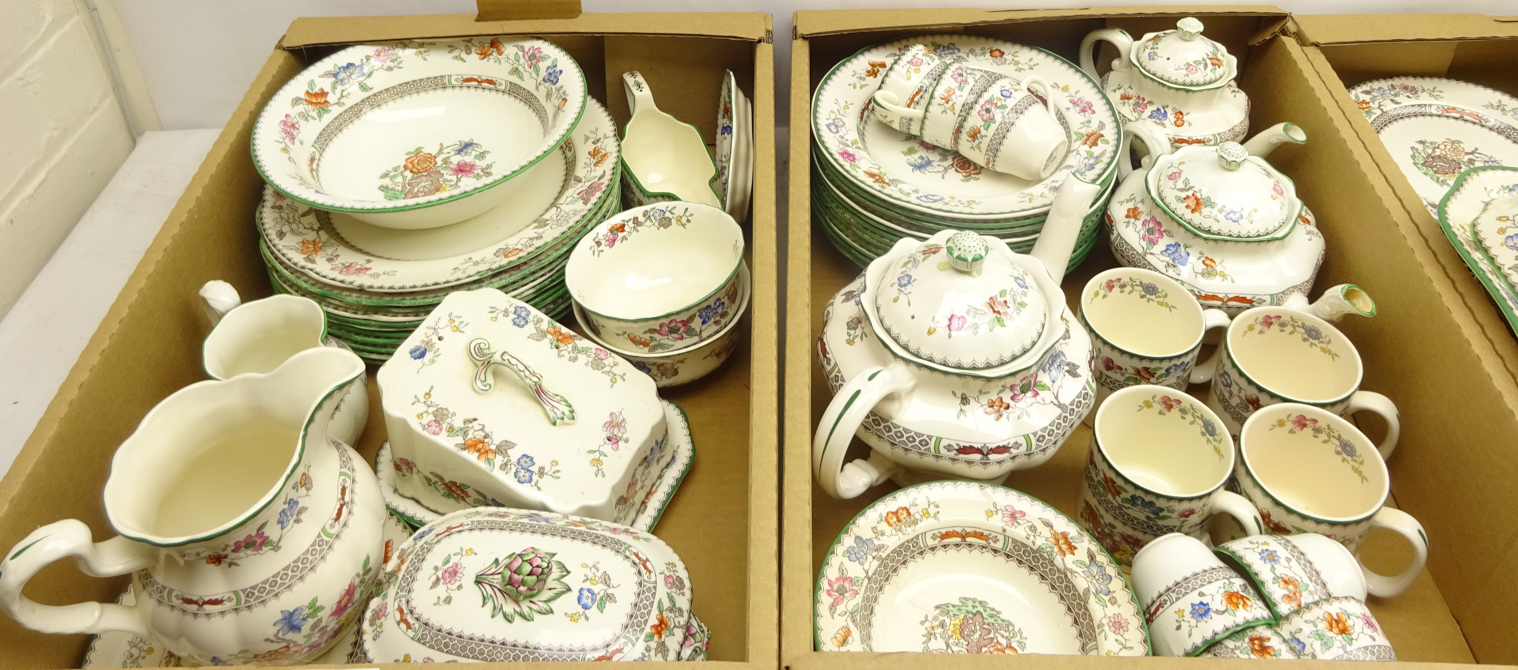 Comprehensive Copeland Spode and later matched service in the 'Chinese Rose' pattern comprising - Image 2 of 3