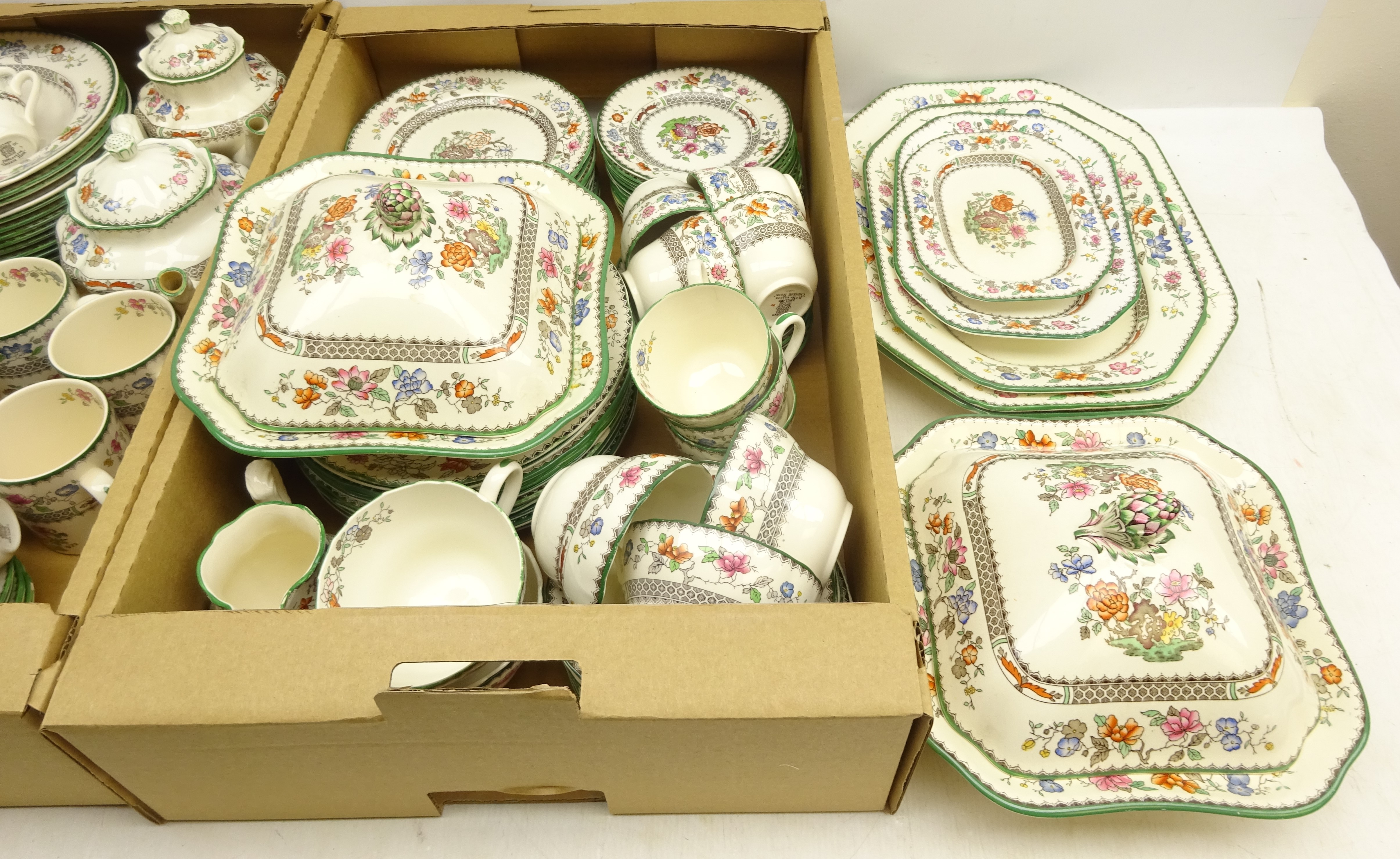 Comprehensive Copeland Spode and later matched service in the 'Chinese Rose' pattern comprising - Image 3 of 3