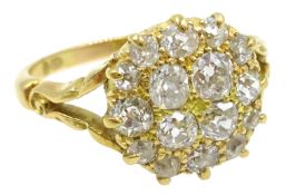 18ct gold pave set diamond ring, stamped 750 Condition Report Approx 4.
