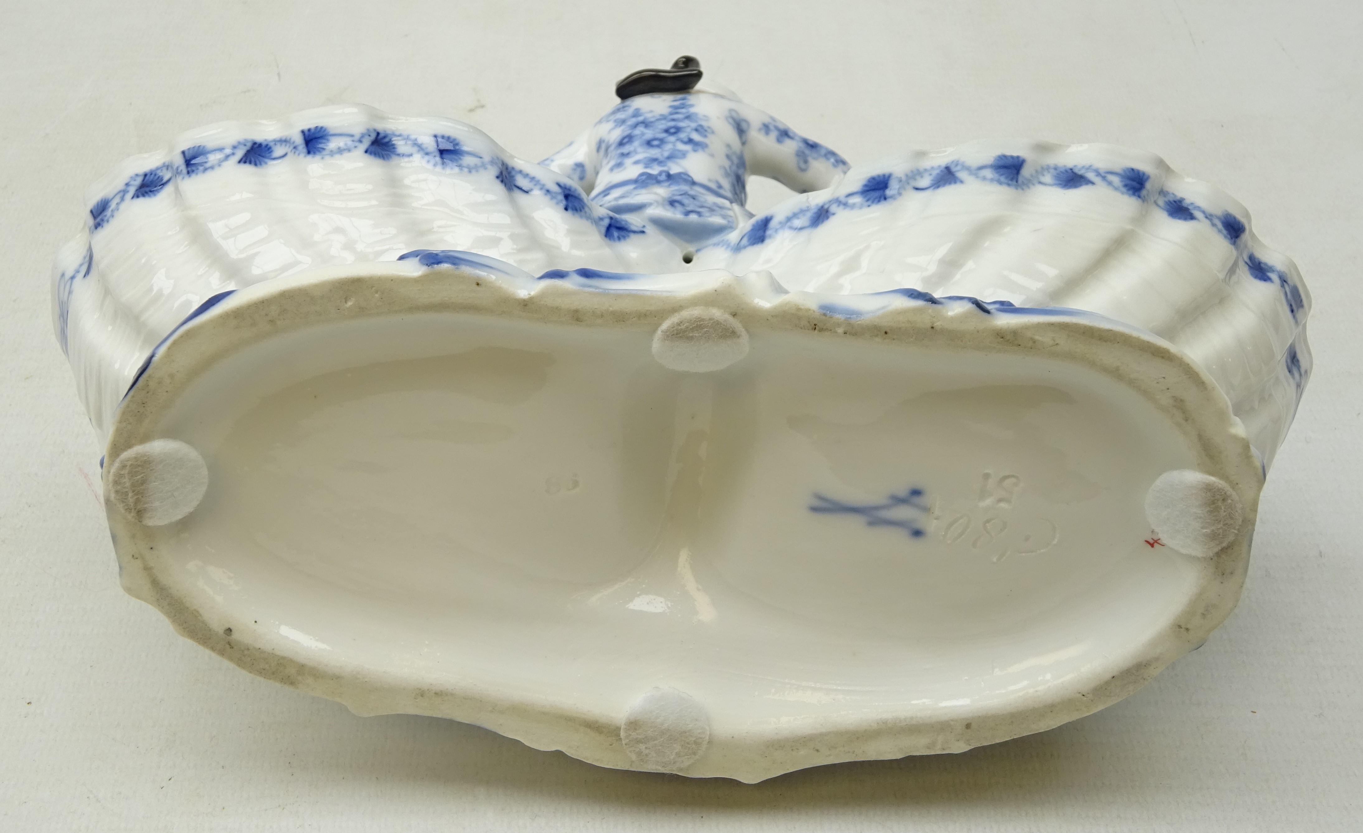 Pair of Dresden blue & white porcelain double salts, - Image 9 of 9