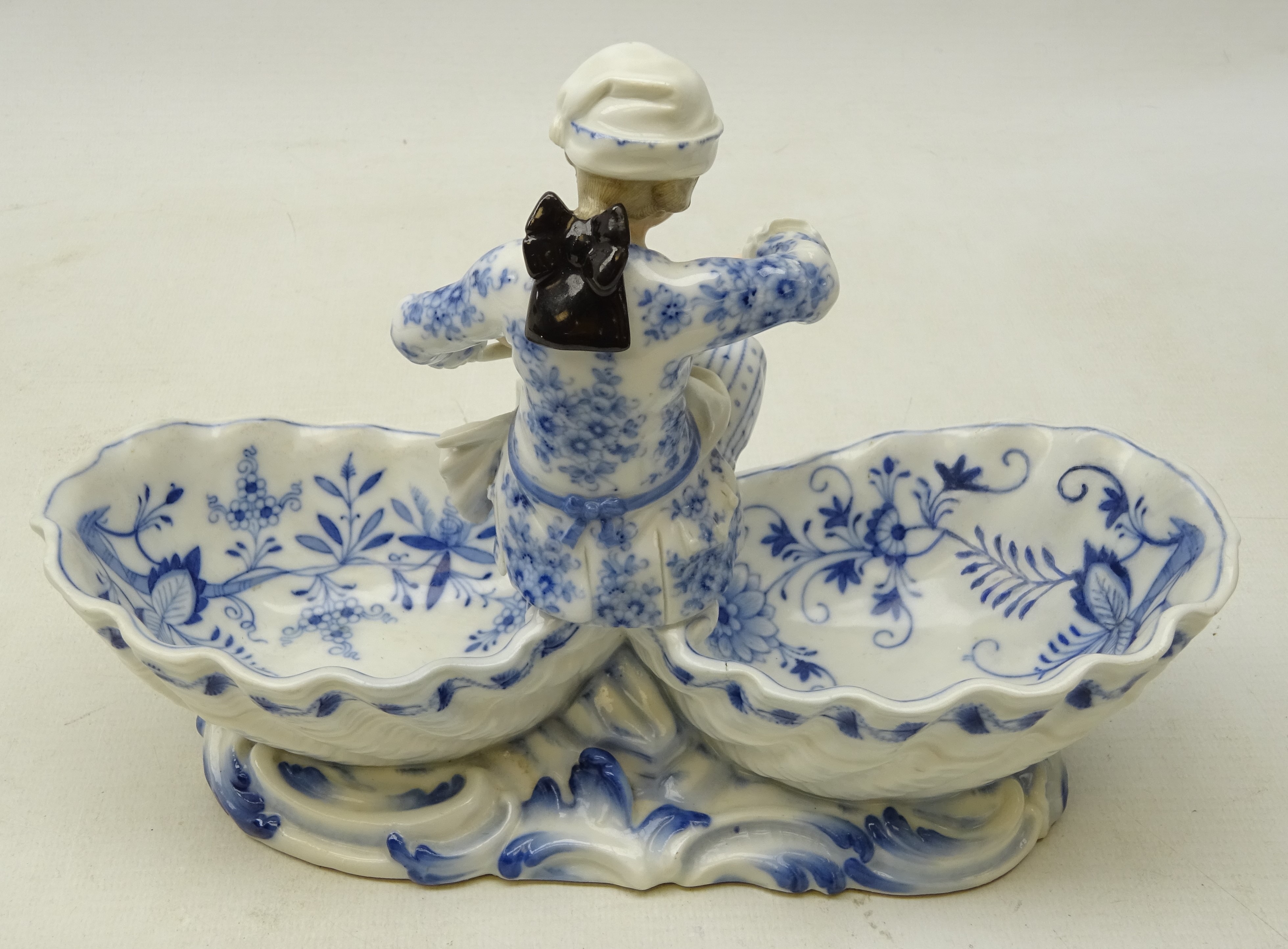 Pair of Dresden blue & white porcelain double salts, - Image 6 of 9