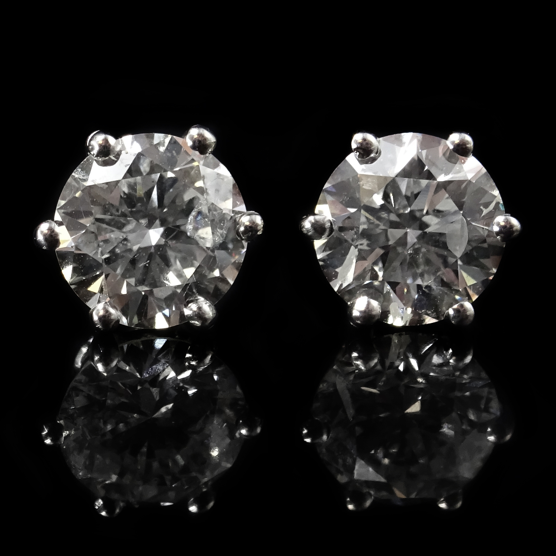 Pair of 18ct white gold diamond stud ear-rings, hallmarked, each diamond approx 0. - Image 5 of 5