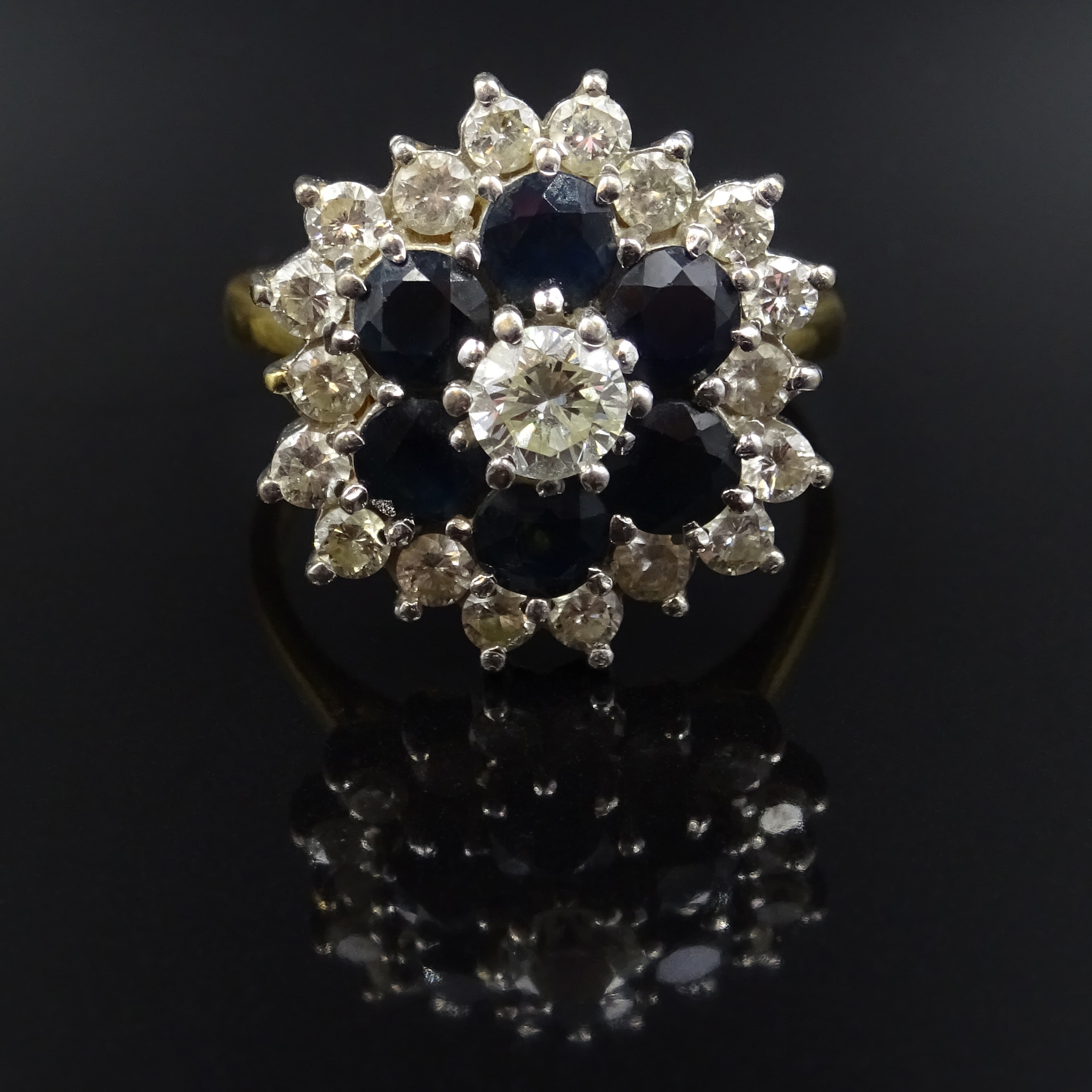 Diamond and sapphire gold cluster ring, hallmarked 18ct Condition Report Approx 6. - Image 2 of 6