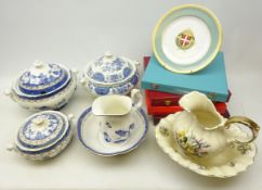 Ridgway 'Windsor' pattern tureen and cover,