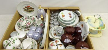 Portmeirion Welsh Dresser pattern oval plate, jug & plate, Polish lustre coffee set,