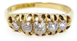18ct gold five stone graduating diamond ring,