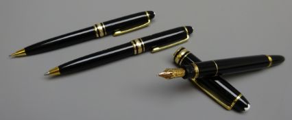 Writing Instruments - Montblanc presentation set of three; fountain pen '14K' gold nib,