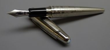Writing Instruments - Alfred Dunhill GMT torpedo fountain pen with '18K' gold nib