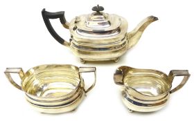 Three piece silver tea set by William Hutton & Sons Ltd Sheffield 1933 approx 35oz gross