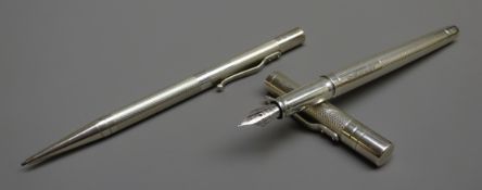 Writing Instruments - Yard O Led solid sterling silver hallmarked set of two; fountain pen,