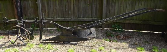 Vintage Ransomes RNE4 single furrow cast iron Horse drawn Plough,