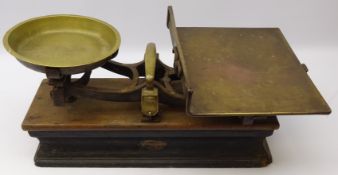 Set of Victorian W & T Avery 30lb brass & cast iron weighing scales, on ebonised pine base,