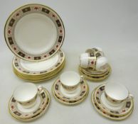 Royal Crown Derby 'Derby Border' pattern set of six trios and dinner plates (24)