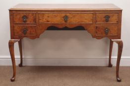Mid 20th century figured walnut desk/dressing table, five drawers, shaped apron, cabriole legs,