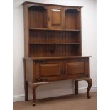 Early 20th century oak Arts & Crafts dresser,