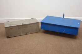Oil drainage unit, sloping hinged lid, fitted mesh interior, sump plug (W80cm, H36cm,