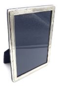 Silver photograph frame by Carr's of Sheffield 20cm x 15cm Condition Report <a