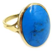 Gold rim set oval turquoise ring, hallmarked 9ct Condition Report Approx 4.
